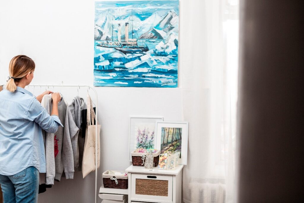 Tablouri canvas în apartamente și spații mici